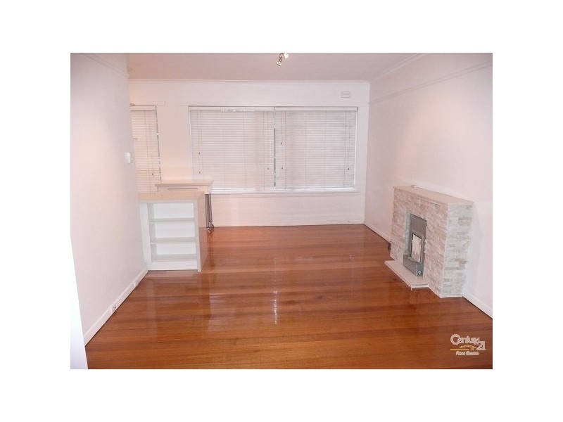 9/45A Ormond Esplanade, Elwood VIC 3184