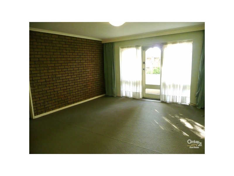 2/17 Roberts Court, Brighton East VIC 3187