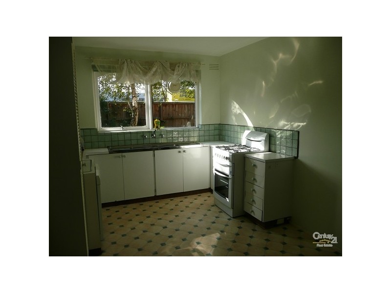 2/17 Roberts Court, Brighton East VIC 3187