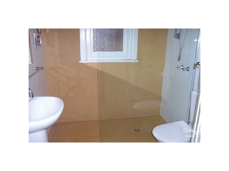 2/4a Meredith Street, Elwood VIC 3184