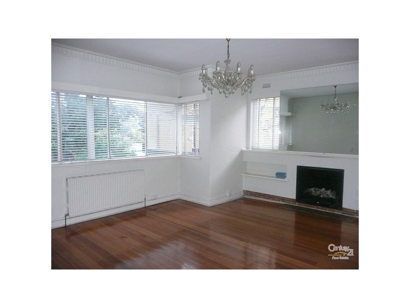 2/51 Ormond Esplanade, Elwood VIC 3184
