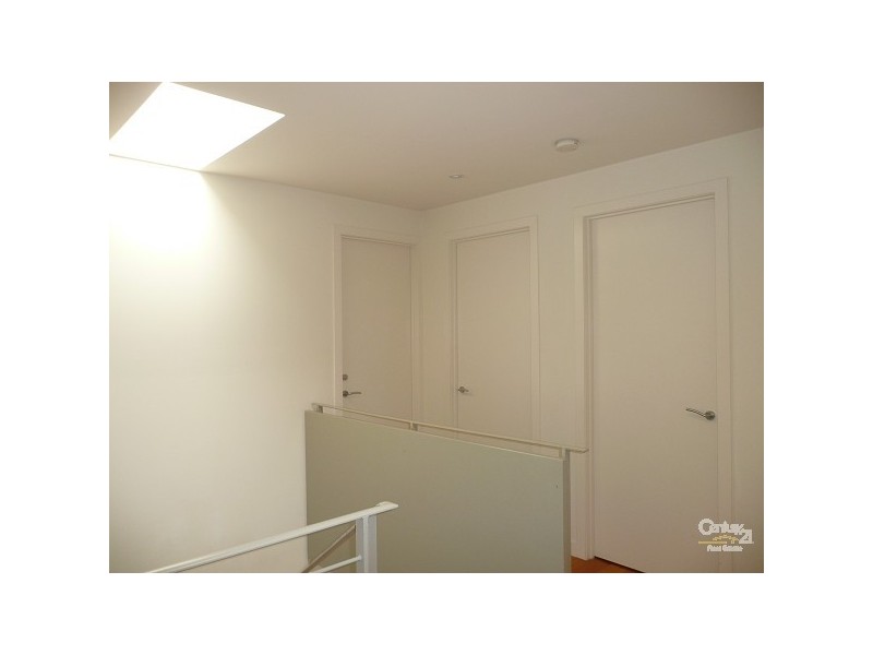 72 Foam Street, Elwood VIC 3184