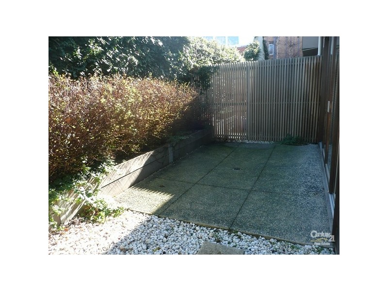 72 Foam Street, Elwood VIC 3184