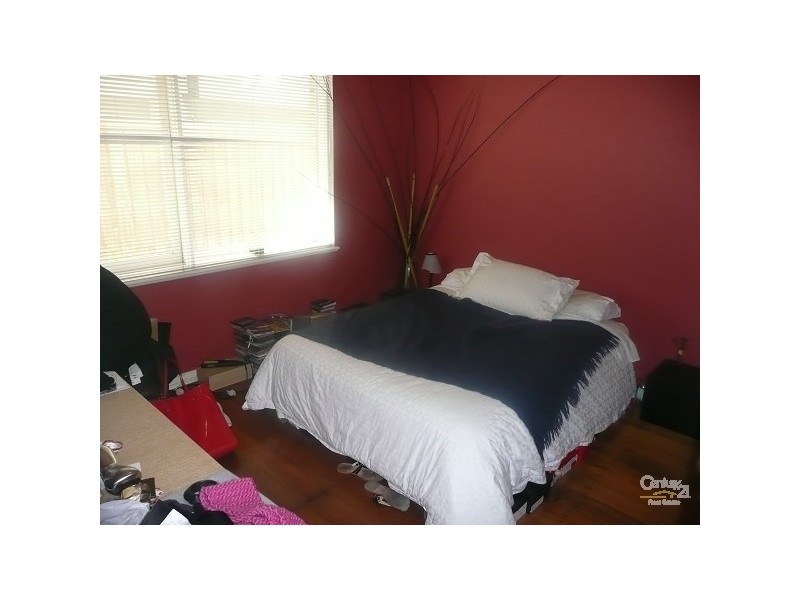 2/25 Herbert Street, St Kilda VIC 3182