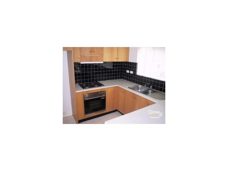 2/1 Robert Street, Elwood VIC 3184