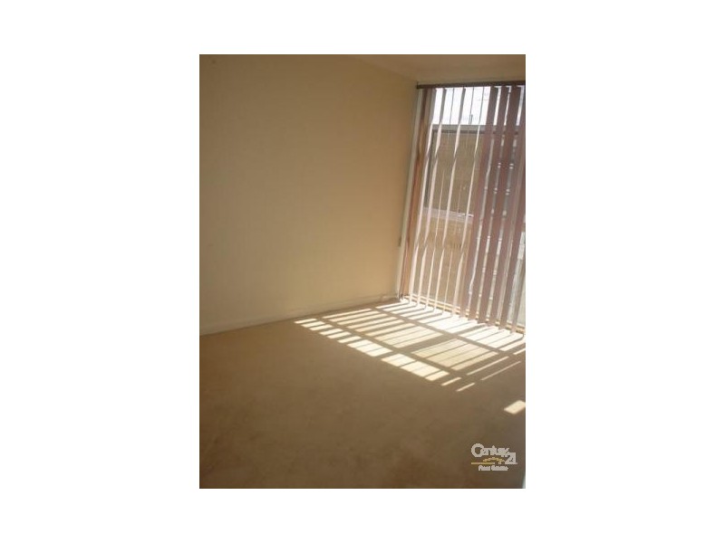 12/82 Pakington Street, St Kilda VIC 3182