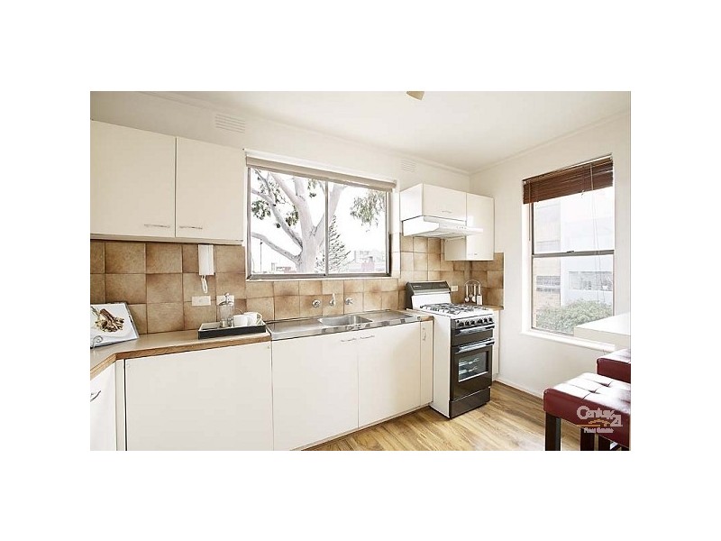 11/50 Wellington Street, St Kilda VIC 3182