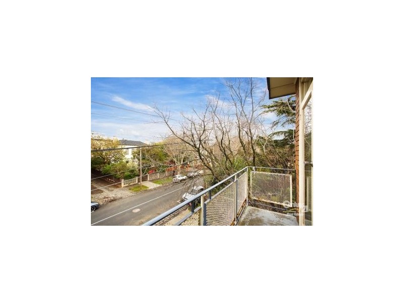 15/2 Dickens Street, St Kilda VIC 3182