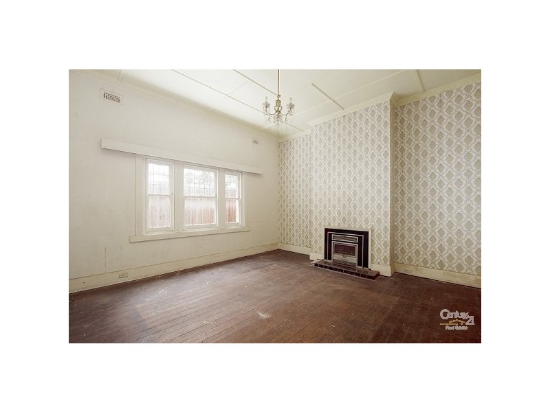 33 Gurner Street, St Kilda VIC 3182