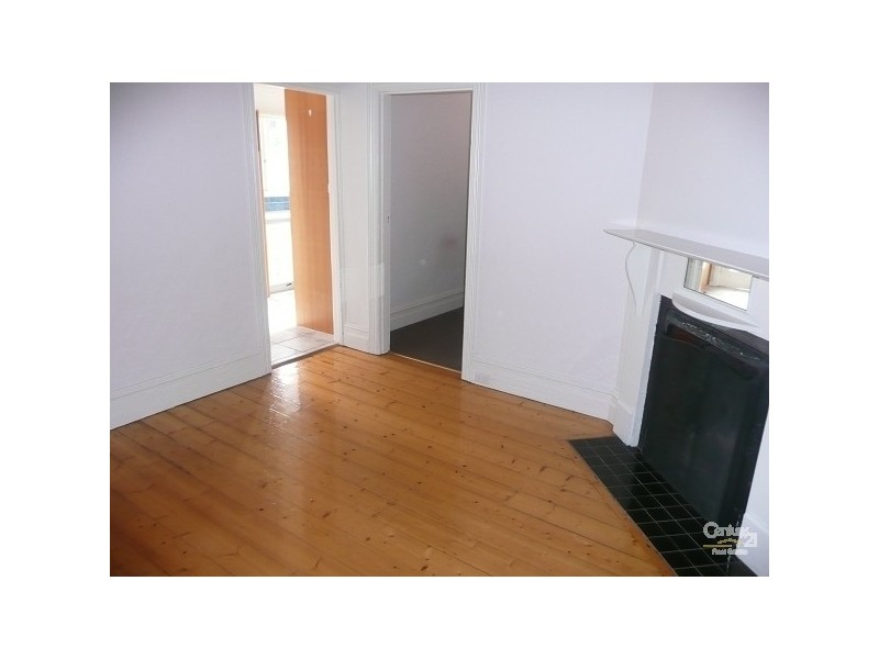 11 Spray Street, Elwood VIC 3184