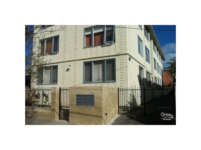 4/97 Spray Street, Elwood VIC 3184