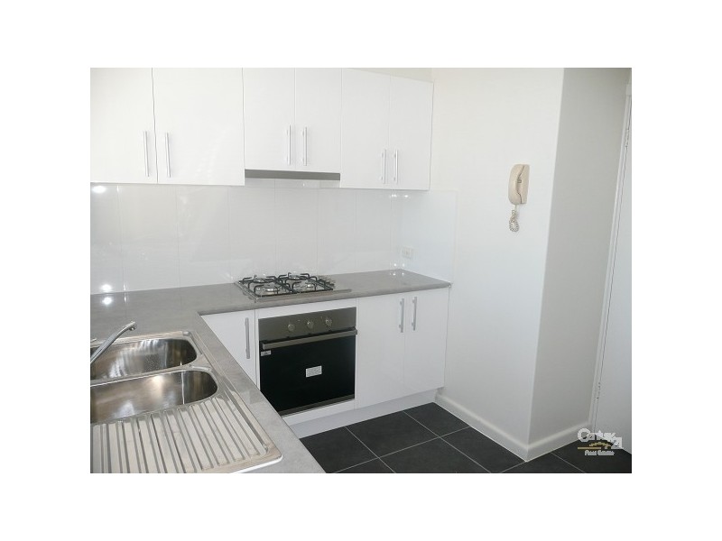 16/30 Shelley Street, Elwood VIC 3184