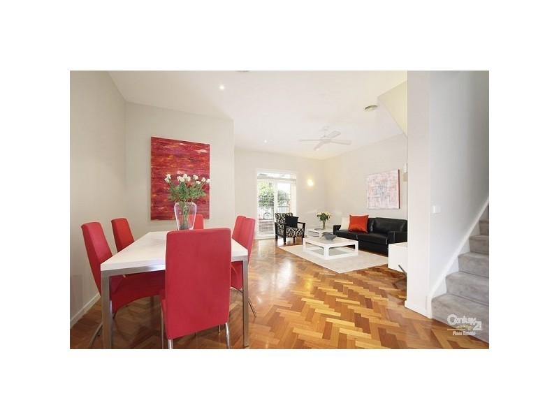 24 Heaton Avenue, Elwood VIC 3184