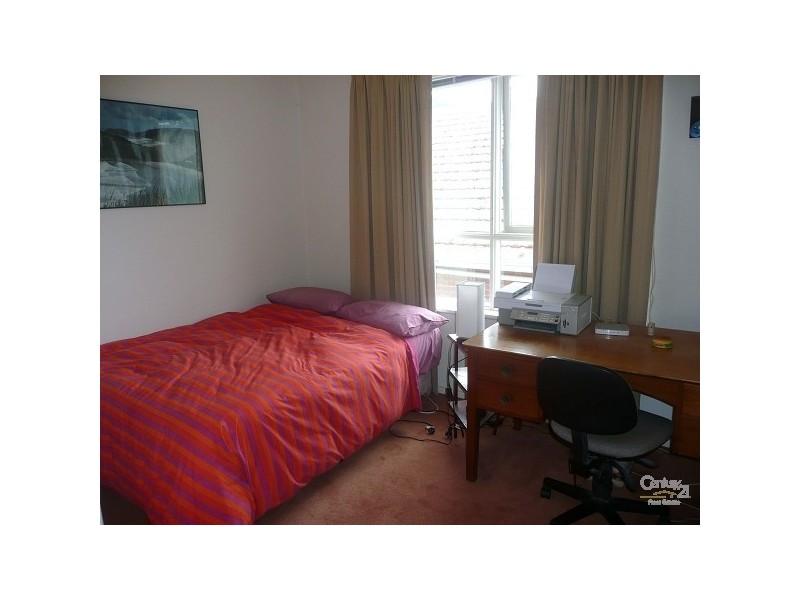 4/3 Austin Avenue, Elwood VIC 3184