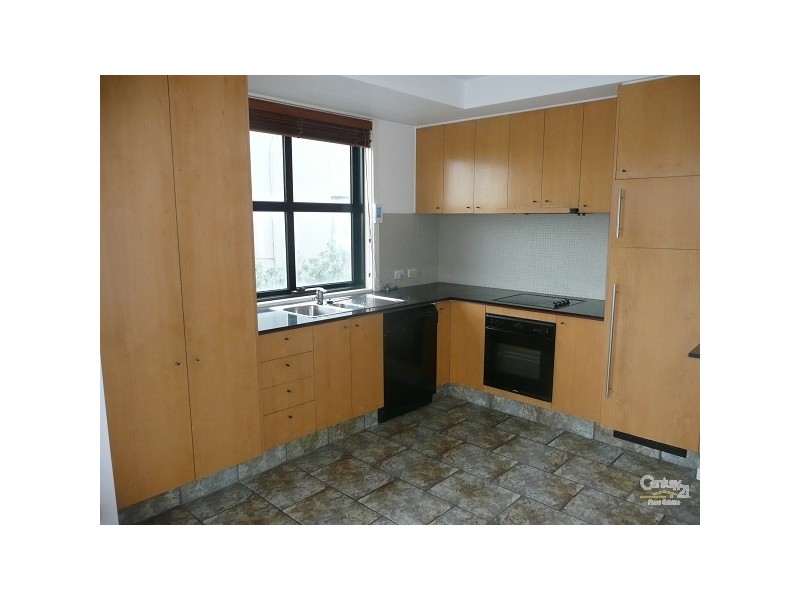 7/3 Ormond Esplanade, Elwood VIC 3184