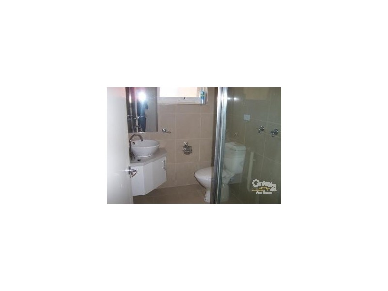 8/94 Glen Huntly Road, Elwood VIC 3184