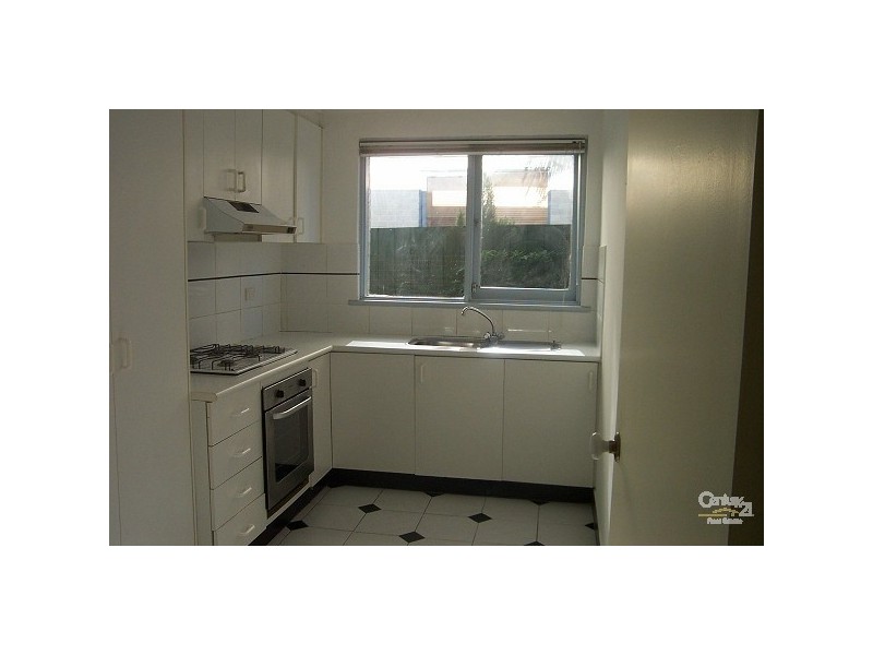 3/99 Spray Street, Elwood VIC 3184