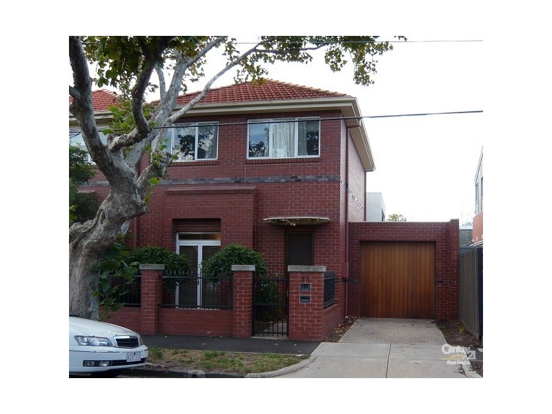 24 Heaton Ave, Elwood VIC 3184