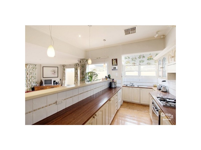 107 Mitford Street, Elwood VIC 3184