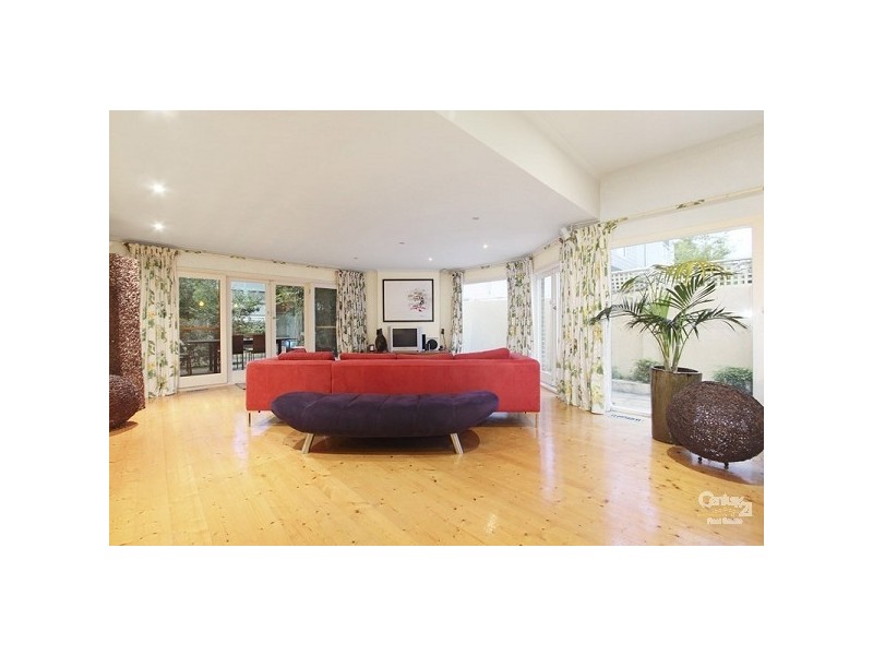 107 Mitford Street, Elwood VIC 3184