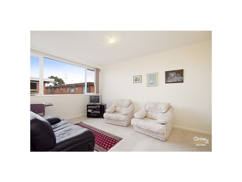 7/4 Gurner Street, St Kilda VIC 3182