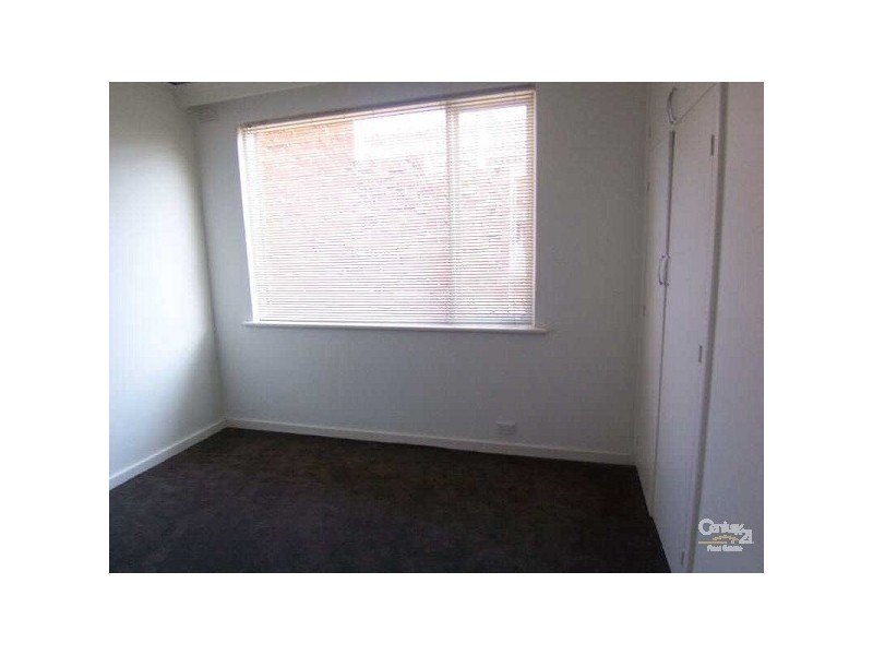 2/16 Coleridge Street, Elwood VIC 3184