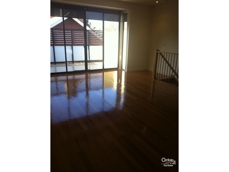 2/36 Scott St, Elwood VIC 3184