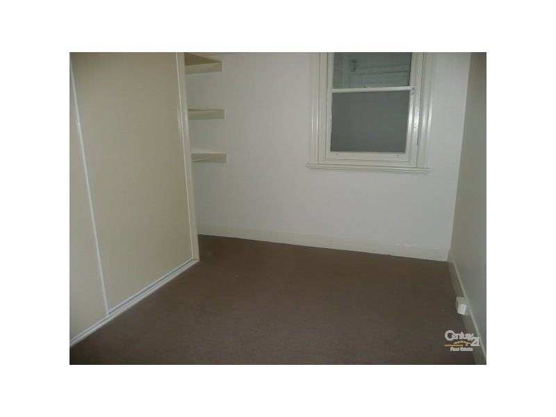 1/12 Vautier Street, Elwood VIC 3184