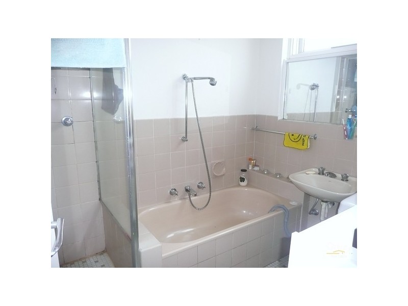 2/31 Beach Avenue, Elwood VIC 3184