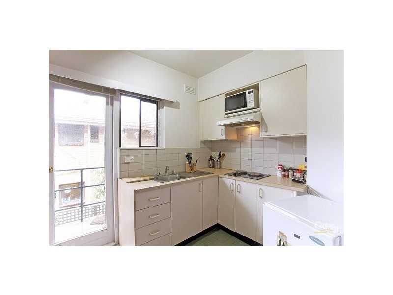 16/9 Southey Street, Elwood VIC 3184