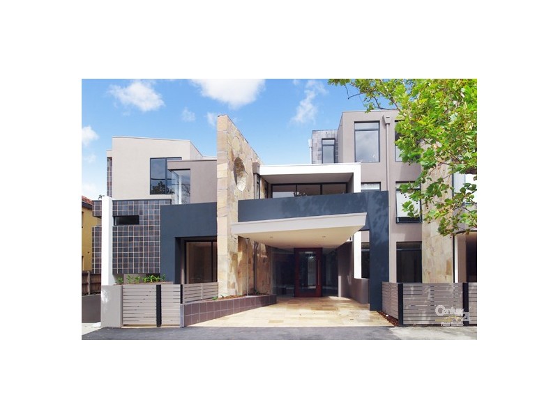 18/129 Ormond Esplanade, Elwood VIC 3184