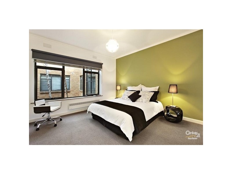 10/29 Spenser Street, St Kilda VIC 3182