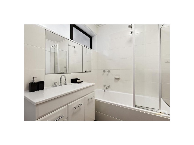 10/29 Spenser Street, St Kilda VIC 3182