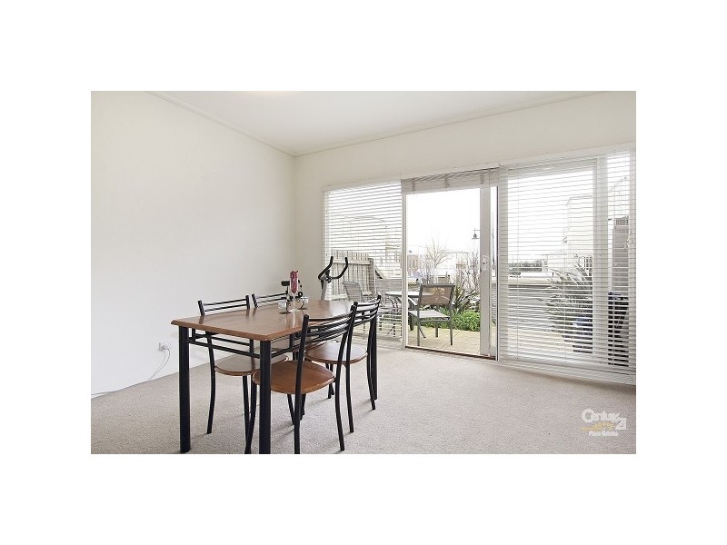 6 Derby Street, Kensington VIC 3031