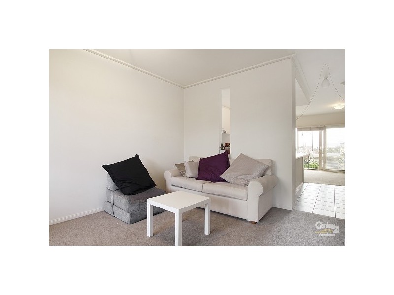 6 Derby Street, Kensington VIC 3031