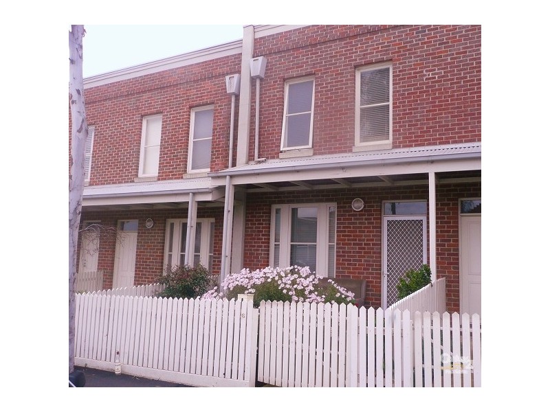 6 Derby Street, Kensington VIC 3031