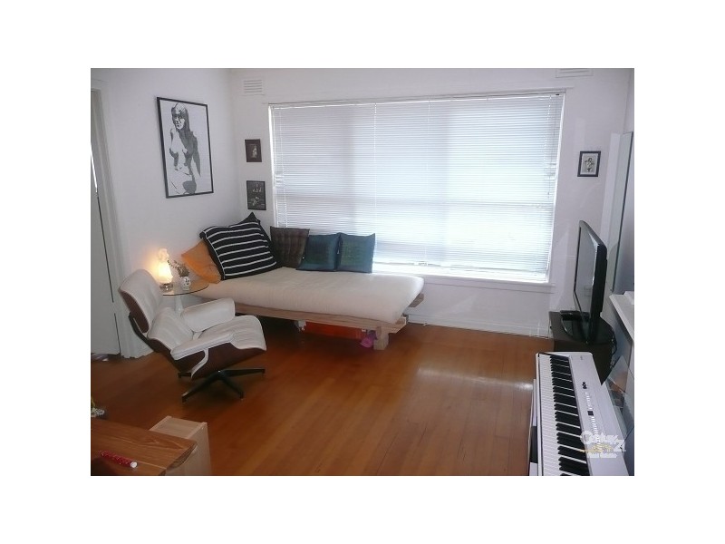 8/39 Byron Street, Elwood VIC 3184