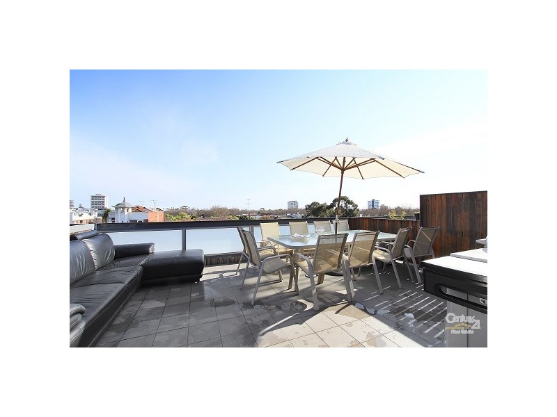 55/352 Canterbury Road, St Kilda VIC 3182