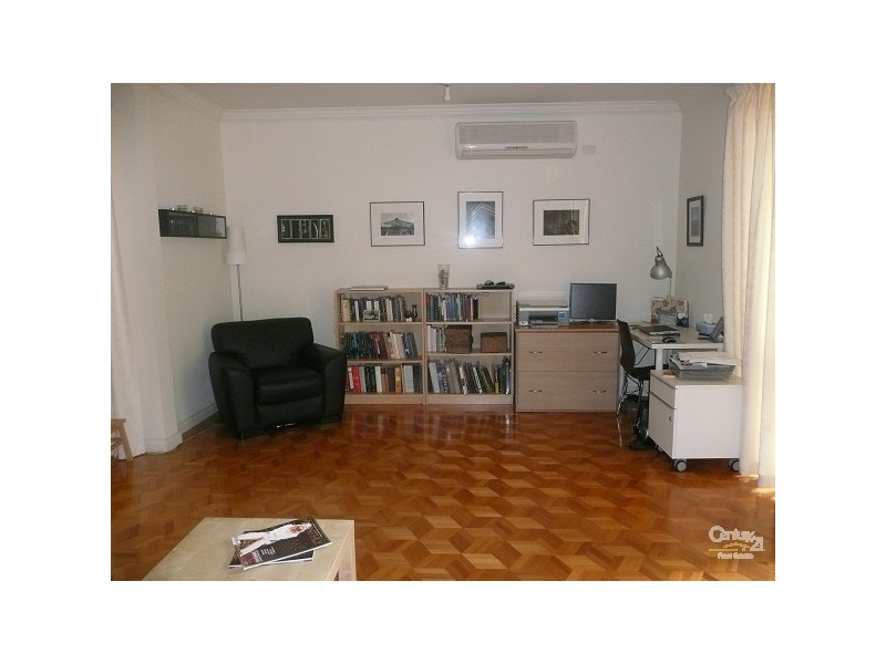 1/17 Byrne Avenue, Elwood VIC 3184