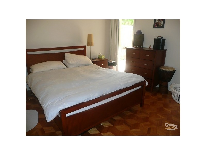 1/17 Byrne Avenue, Elwood VIC 3184