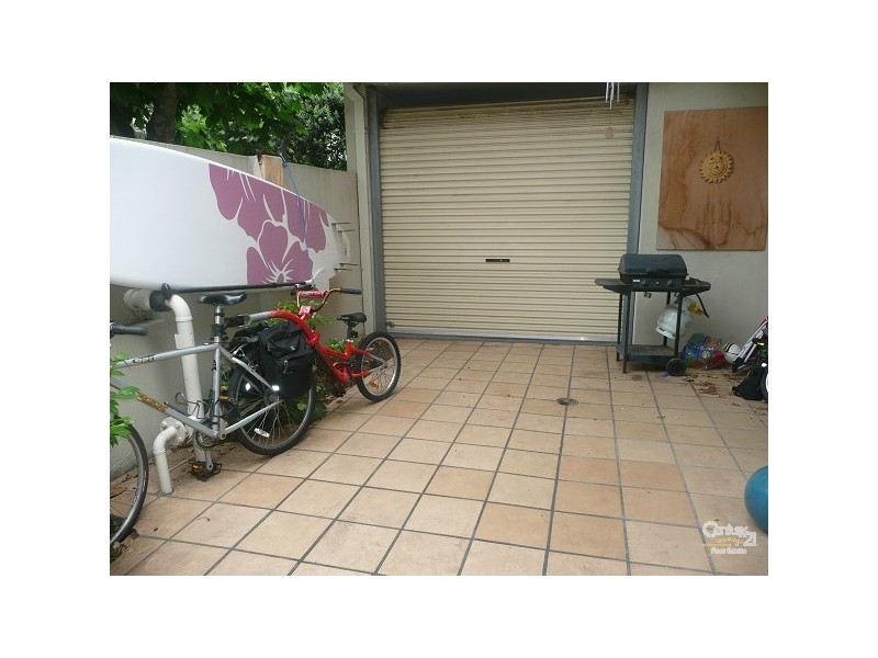 1/17 Byrne Avenue, Elwood VIC 3184