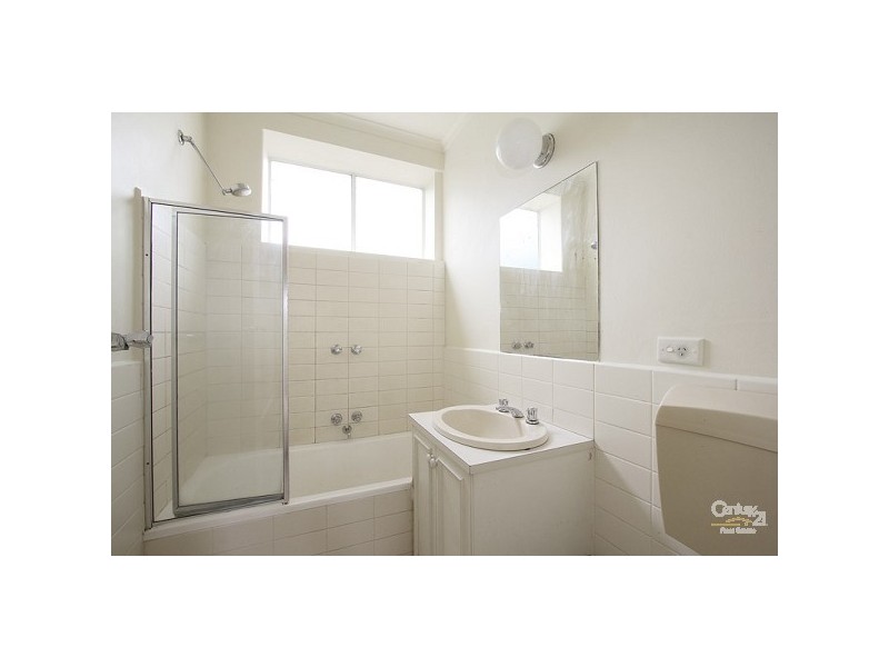 16/18-20 Selwyn Avenue, Elwood VIC 3184