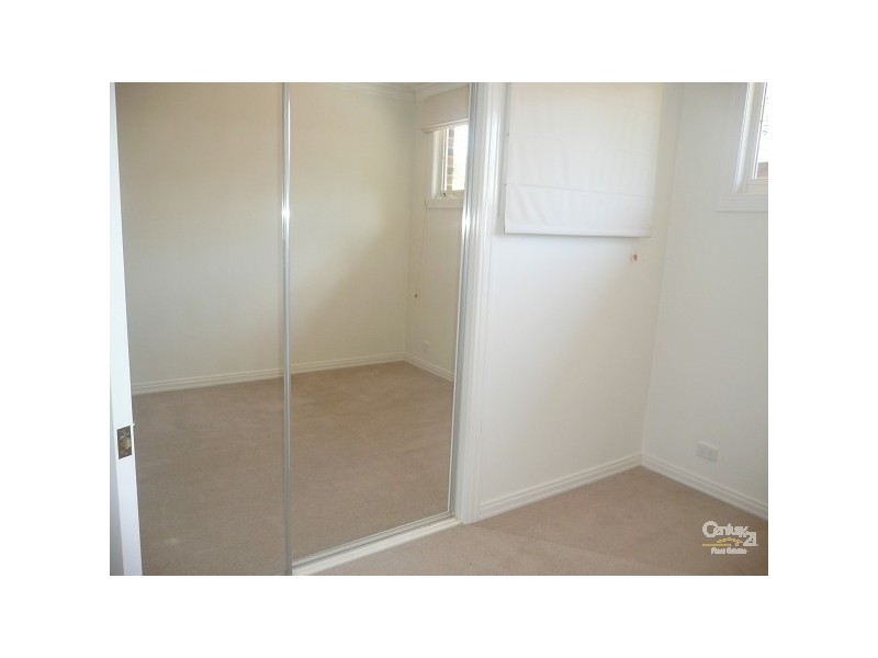 13 Dean Avenue, St Kilda East VIC 3183