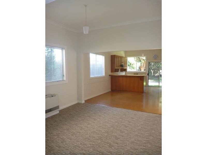 10 Sheffield Street, Brunswick VIC 3056
