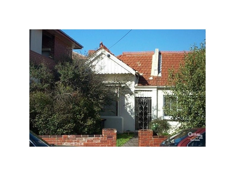 77 Dickens Street, Elwood VIC 3184