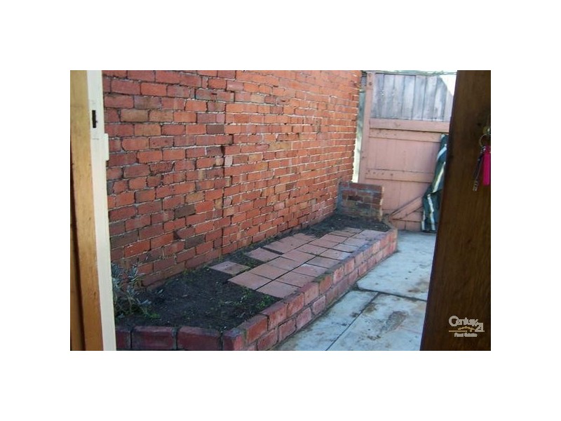 77 Dickens Street, Elwood VIC 3184