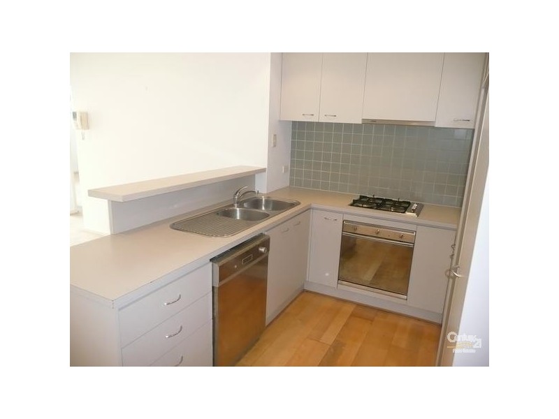 9/125 Ormond Road, Elwood VIC 3184