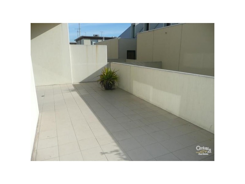 9/125 Ormond Road, Elwood VIC 3184