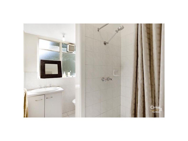 16/131 Glen Huntly Road, Elwood VIC 3184