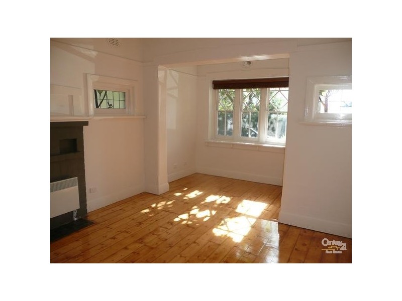 1/5 Byrne Avenue, Elwood VIC 3184